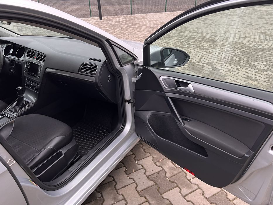 Volkswagen  Golf 7, 2014 рік