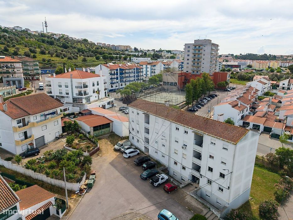 Apartamento T3 para venda — Abrantes (São Vicente E São João) E Alferrarede, Santarém