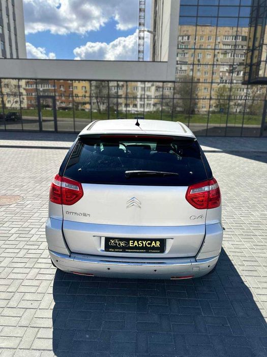 Продам Citroen C4 2009 1.6