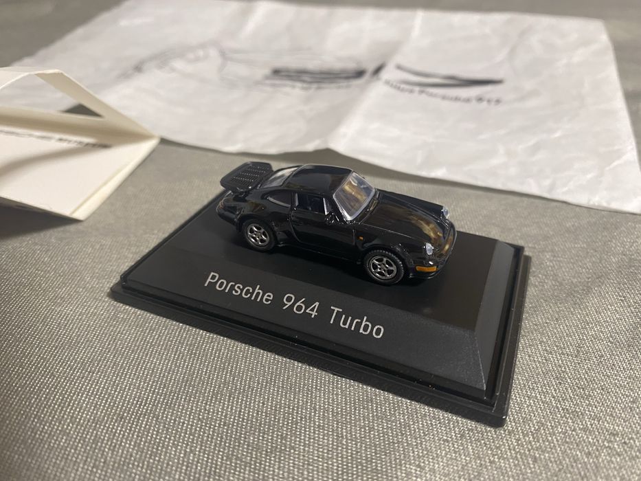Porsche 964 Turbo 1:64 Welly Оригінал з Porsche Museum (Germany) порш