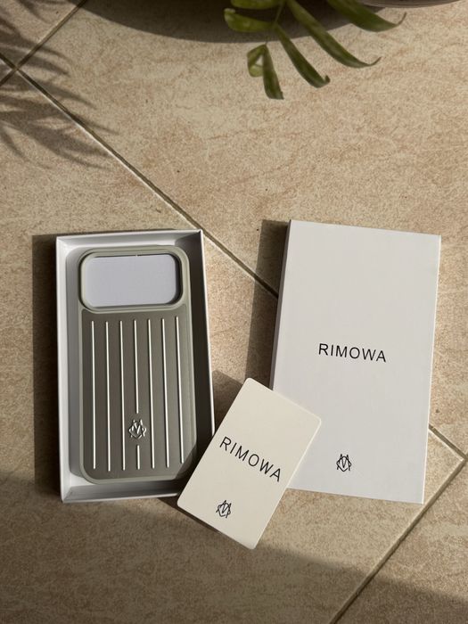 Capa Rimowa iphone 17 pro Max