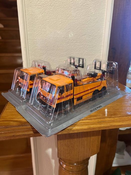 Машинки для колекції