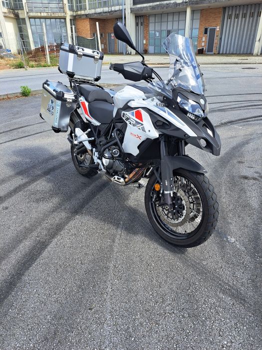 Benelli trk 502 como nova