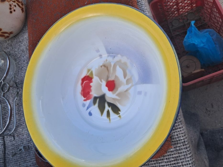 Saladeira em esmalte