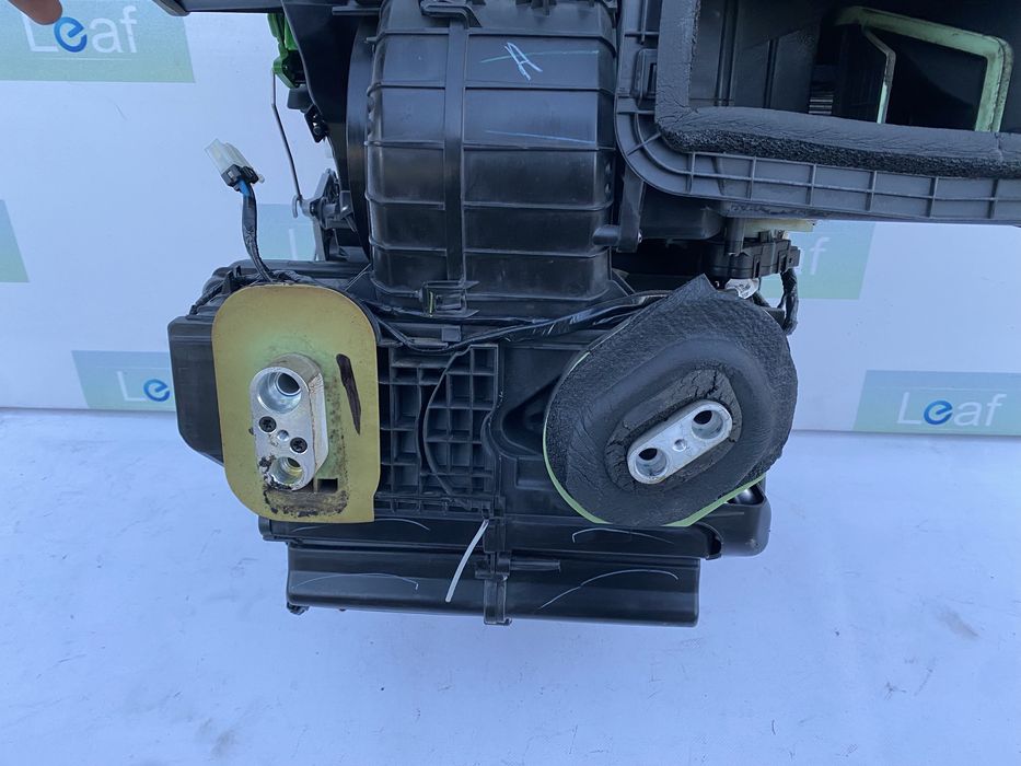 Пічка корпус пічки S SV SL до Nissan Leaf Ніссан Ліф 11-12 13-17 18-