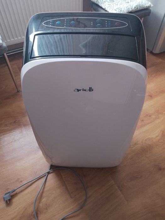 Klimatyzator Arielu super stan