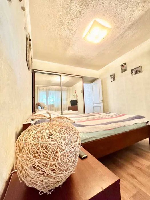 Продам 3к квартиру Тополь Тополя-1 Правий берег