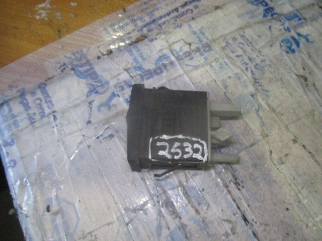 Botão / interruptor de luzes AUDI A4 (8D2, B5)