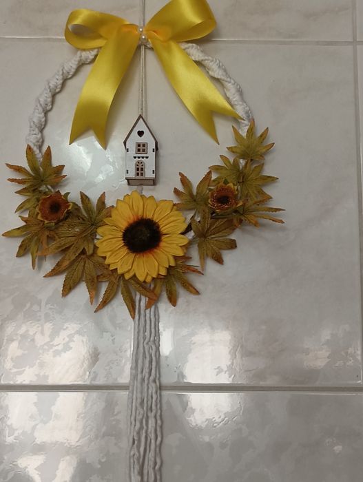 Coroas de flores para a porta