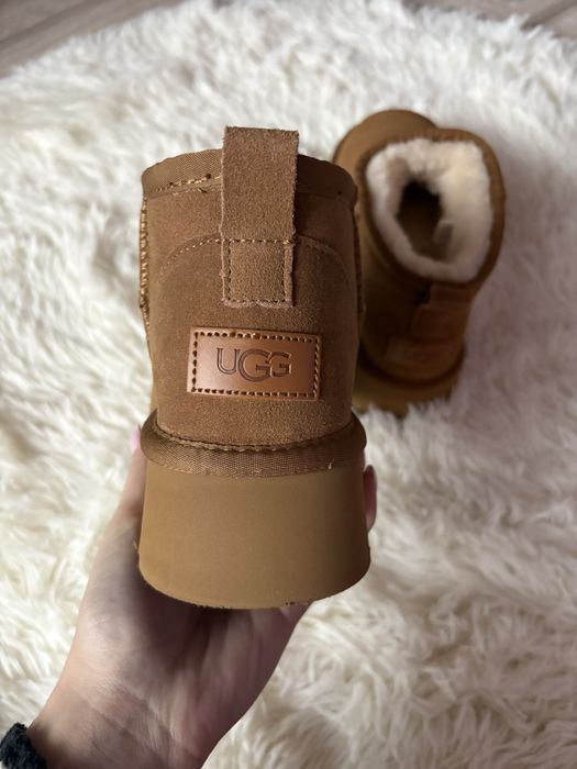 Жіночі Ugg  чорні ,коричневі,угги ,уггі,женские угги черные,коричневые
