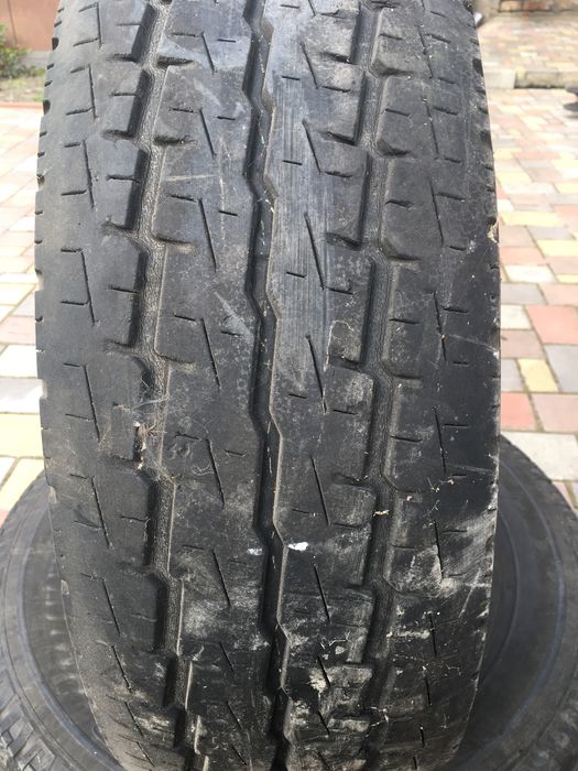 Шини Toyo 225/70 R15C