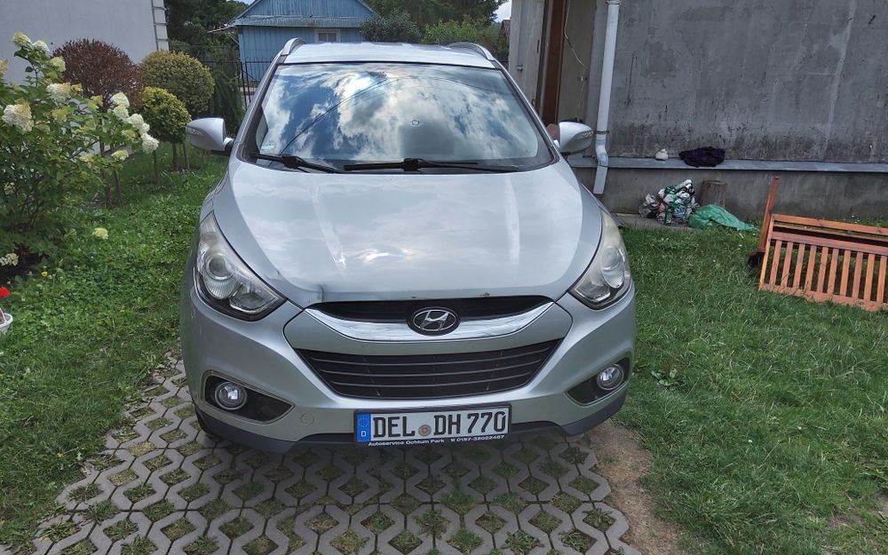Sprzedam Hyundai ix35  w dobrym stanie.