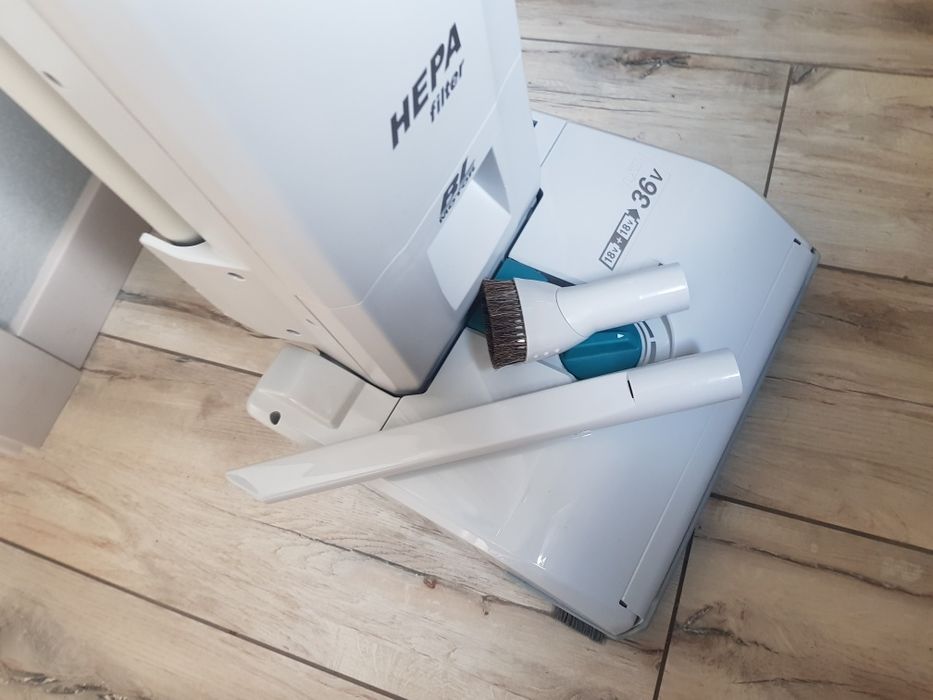Odkurzacz Makita DVC560