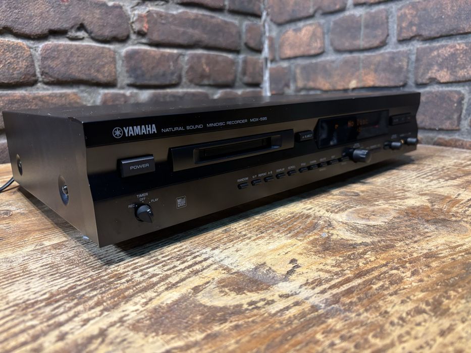 Odtwarzacz MiniDisc Yamaha MDX 595