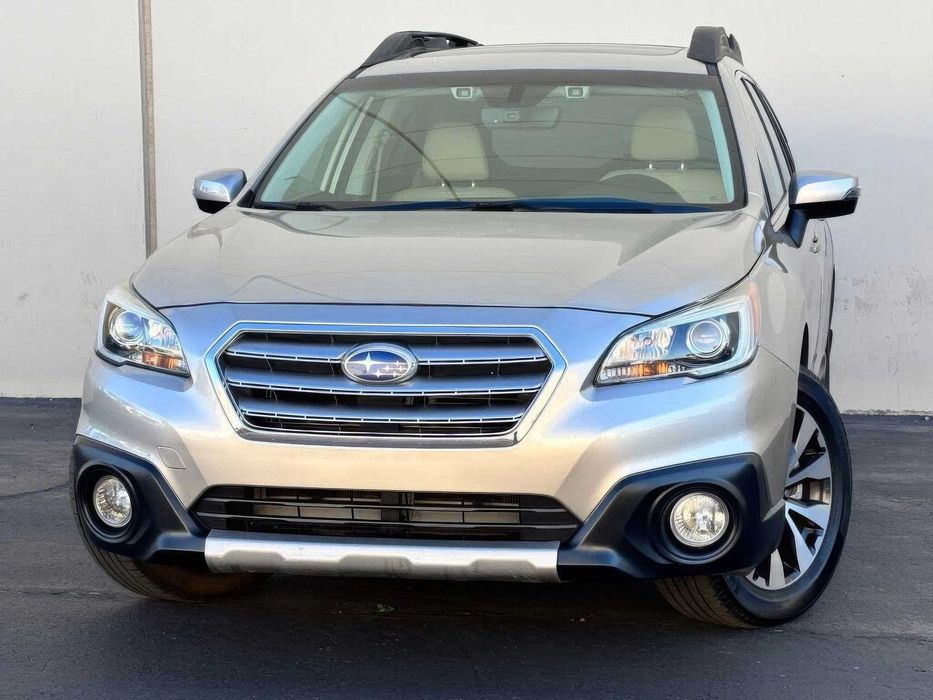 Subaru Outback Limited      2017