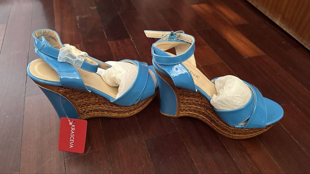 Sandalias de cunha azuis