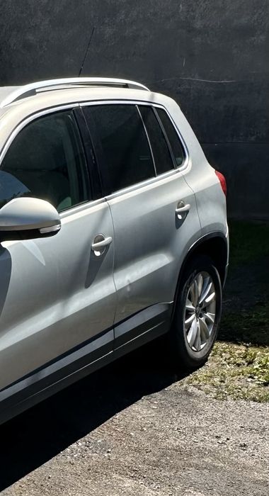 Volkswagen Tiguan 2009 + automat + gaz