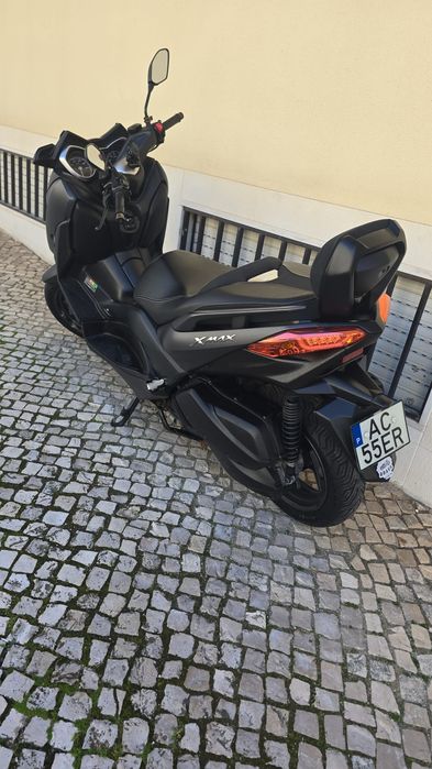 Yamaha X-max 300