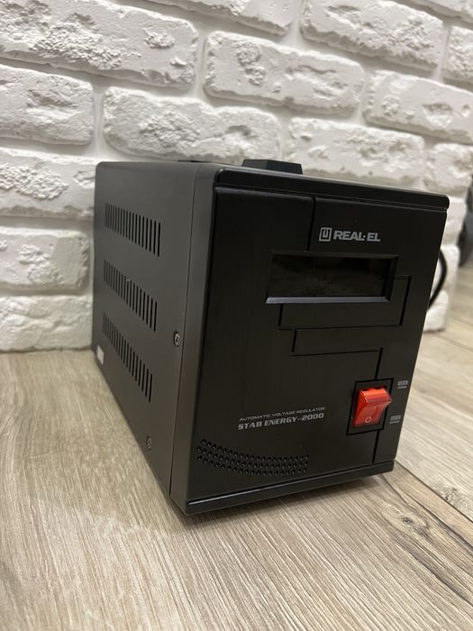 Стабілізатор напруги Real-EL-2000, Vitals RS 1003sd, (10000VA).