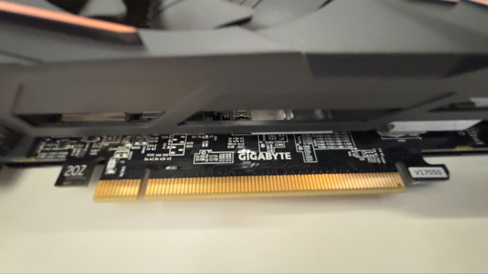 RX 580 Gigabyte 8GB