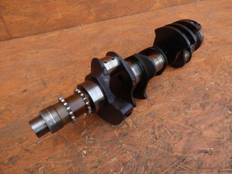 BMW E31 / E38 / E39 / E53 ORYGINALNY Wał korbowy do silnika M62B44TU 2X VANOS C38N2BYH Sprawny w 100% o nr.  11 21 1 745 592 / 1 704 768OEM
