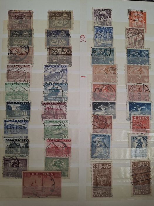 Klaser ze znaczkami pocztowymi 16 stron