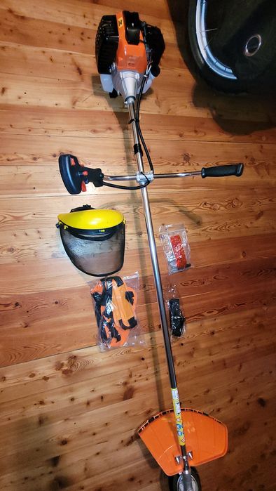 Kosa podkaszarka wykaszarka nowa