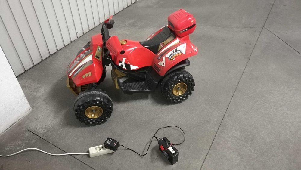 Moto 4 elétrica Famosa
