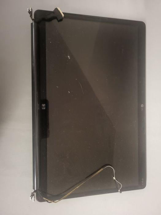 4Sprzedam klapę matrycy zawiasy pasmo do laptopa HP Pavilion DV7.