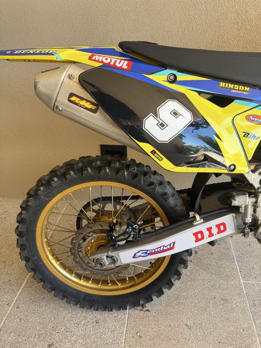 Suzuki RMZ 450 estado impecavel.