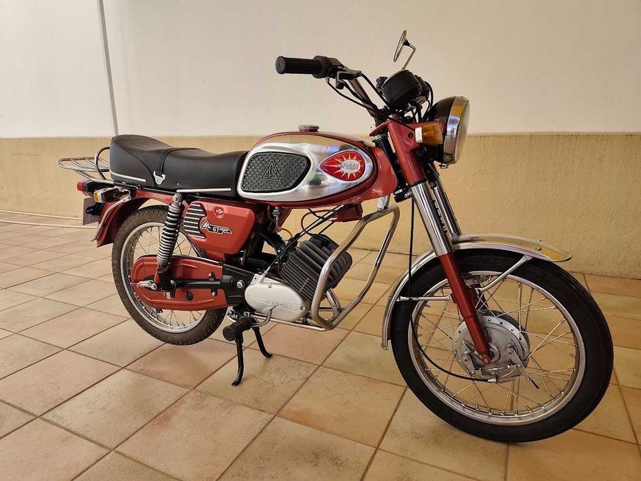 Motorizada EFS GT Super Sachs