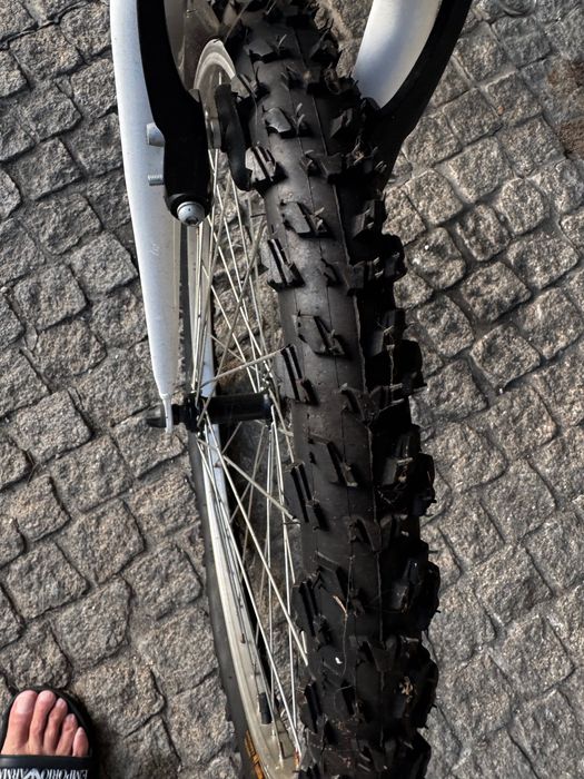 Bicicleta QUER como nova