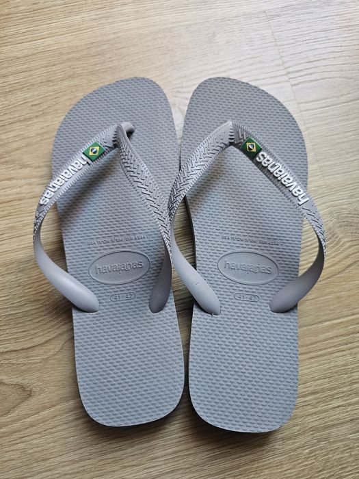 Havaianas cinzentas novas