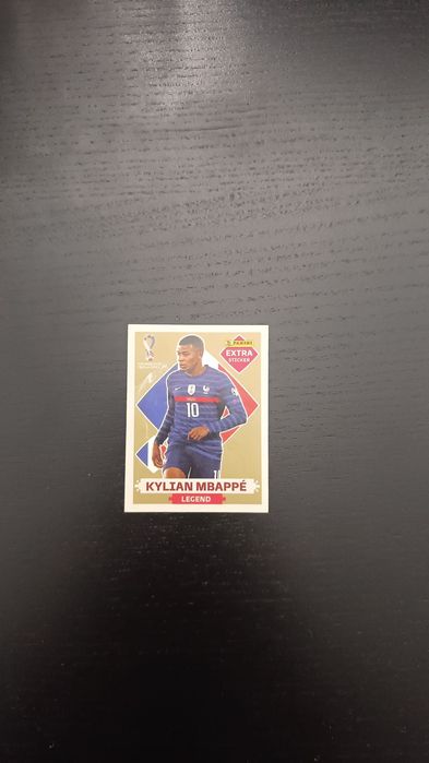Mbappé legend gold copa 2022