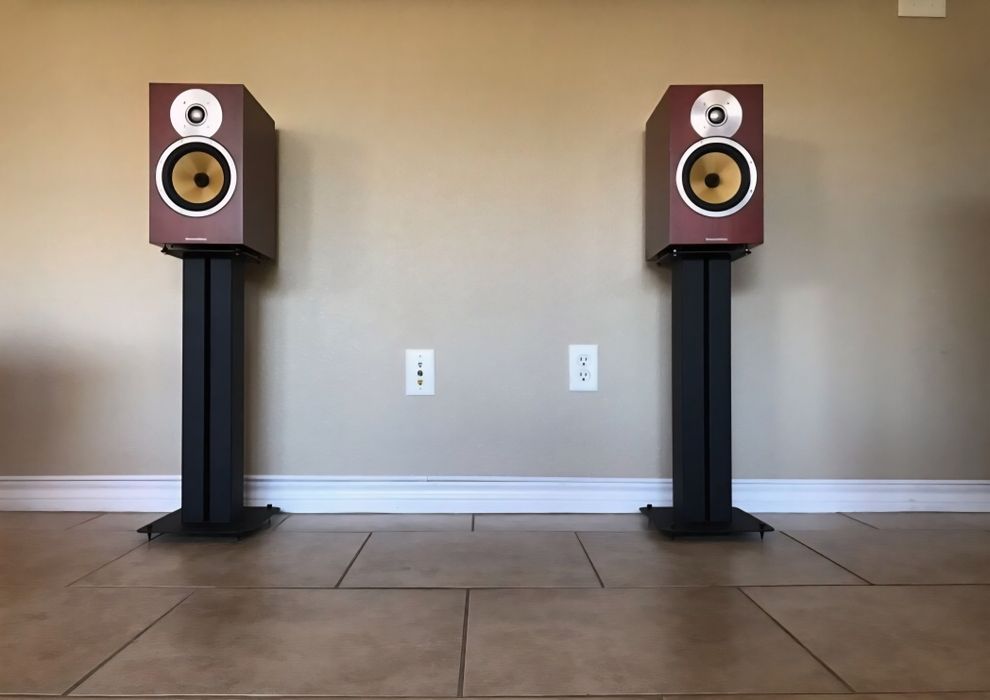 Kolumny głośnikowe B&W CM5 monitory standy hi end