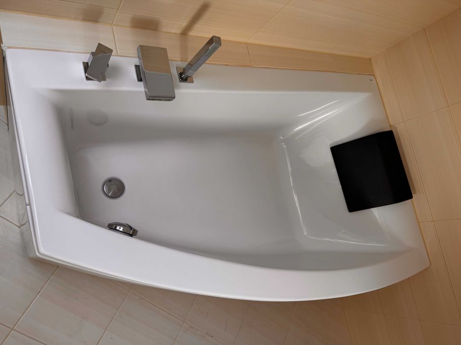 KOŁO wanna narożna prawa Clarissa 160x100 akrylowa bateria zagłówek