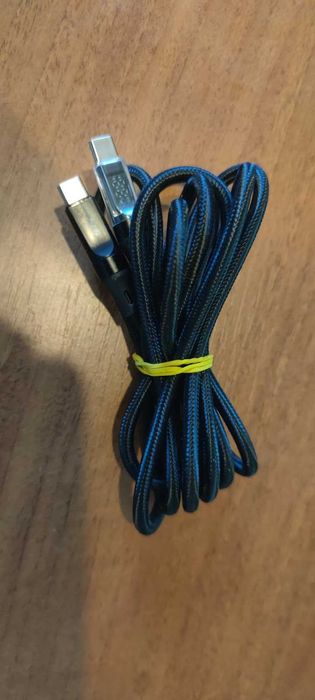 Повербанк з функцією зарядки ноутбуків 60 аГод. 2 канали по 100 W=200W