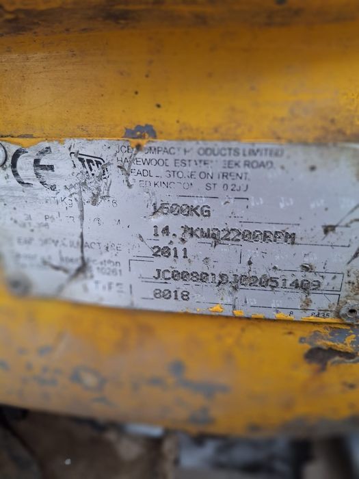 Sprzedam minikoparkę