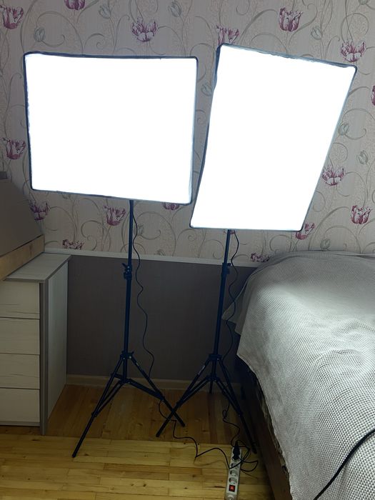 Студійне світло