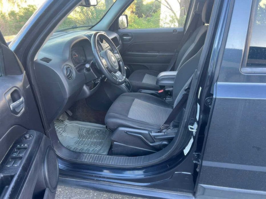 Jeep Patriot Limited      2014
