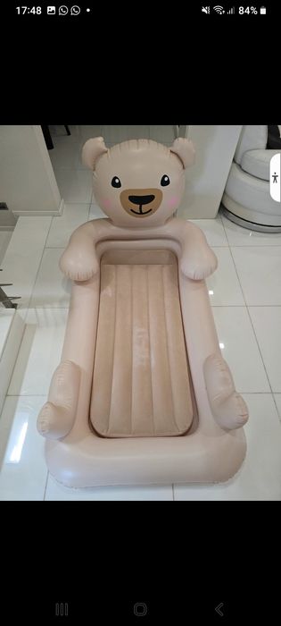 Cama inflável infantil