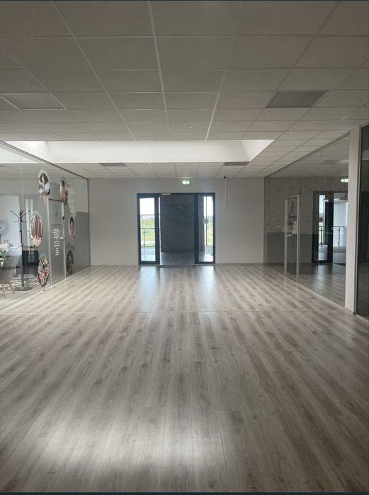 Do wynajecia lokal 62 m2 jarton centrum handlowe wiązowna