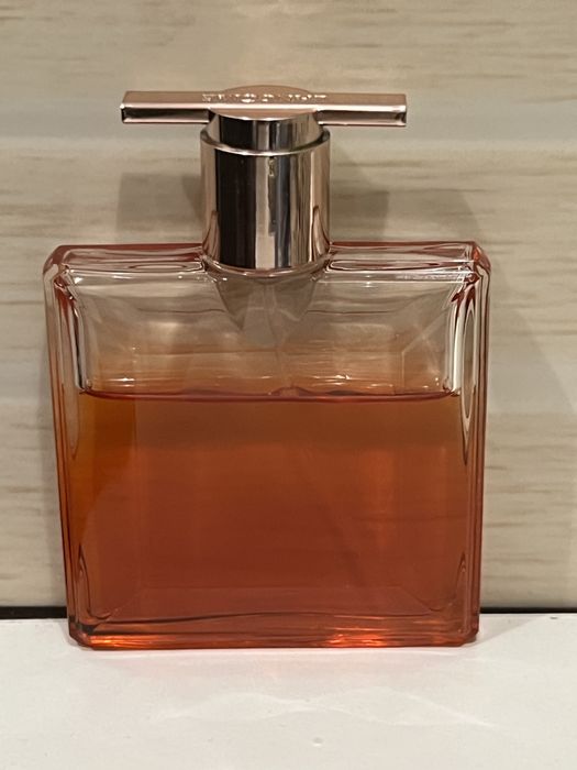 Парфюмована вода