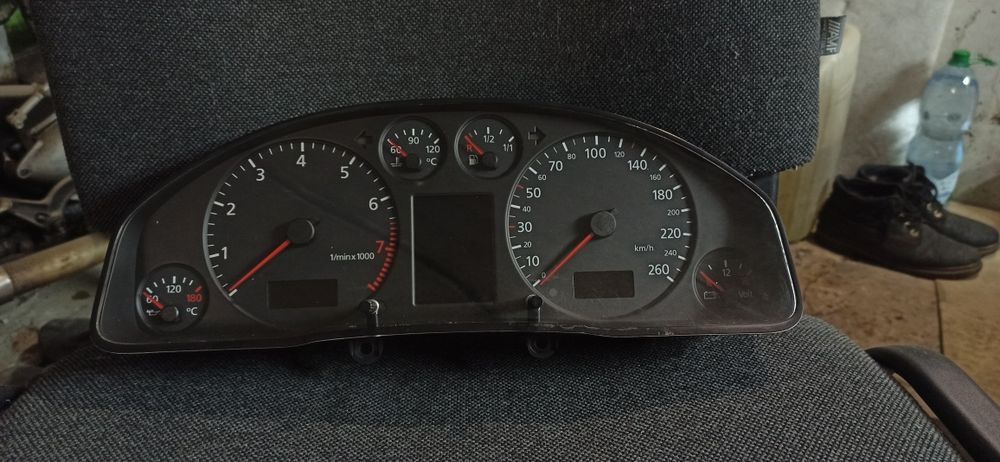 Панель приборка щиток Magnetti Marelli. Заміна проблемної панелі Ауді