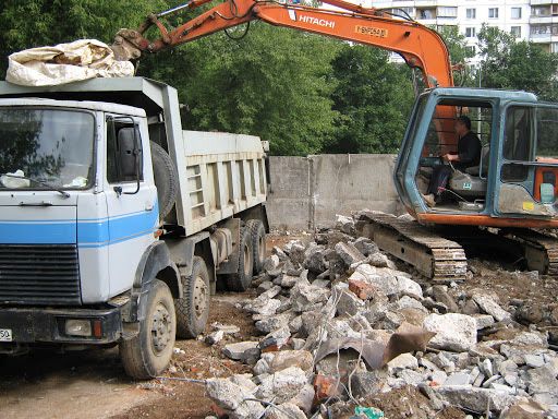 Вивіз сміття та бою, гілок. Утилізація. Вантажники