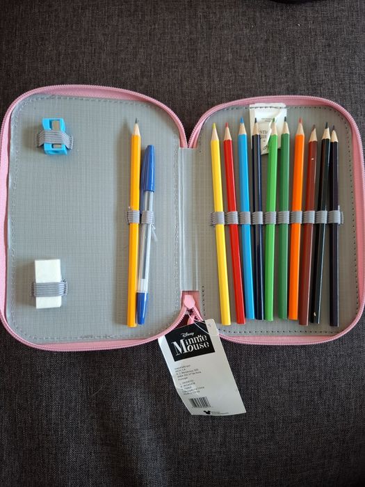 Estojo completo Minnie Mouse  NOVOS