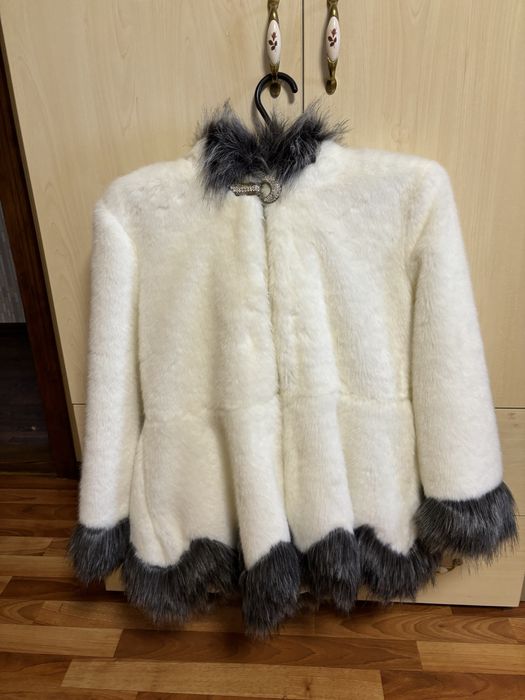 Шуба жіноча