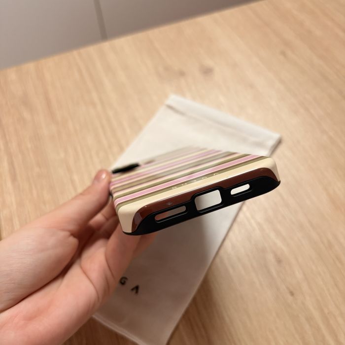 Etui Burga iPhone 16 Rio MacSafe