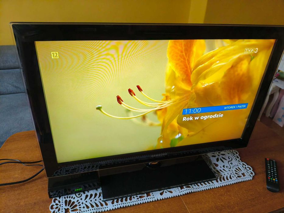 Telewizor Samsung 32 cale, dekoder DVBT2