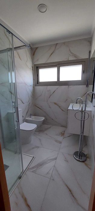 Arrenda-se - Moradia t2 Arcozelo praias